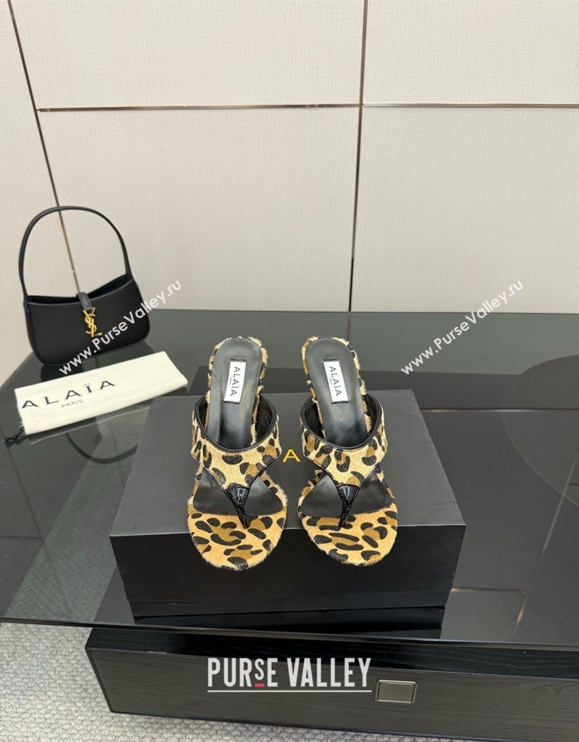 Alaia Heel Thong Slides Sandal 8cm in Leopard Print Mohair 2025 AL082701 (MD-250827100)