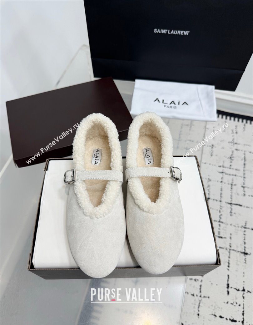 Alaia Ballet Flats in Suede and Shearling White 2025 AL102901 (KER-251029097)