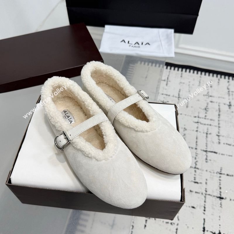 Alaia Ballet Flats in Suede and Shearling White 2025 AL102901 (KER-251029097)
