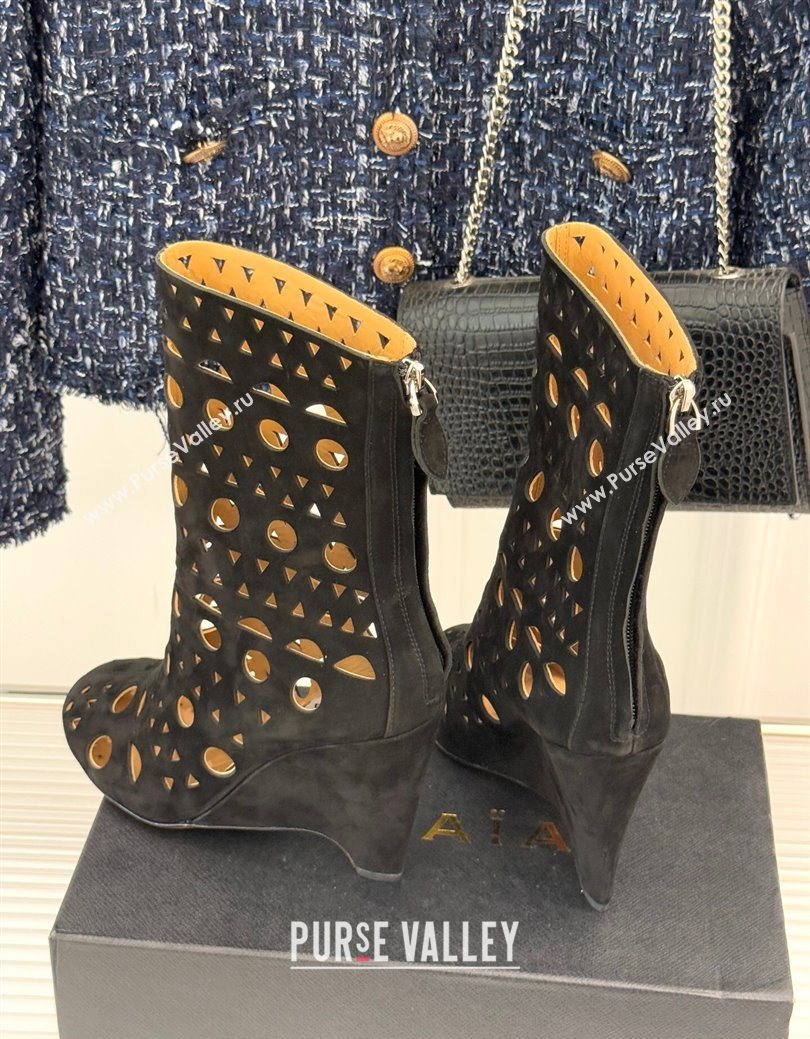 Alaia Openwork Suede Wedge Ankle Boots Black 2025 AL102906 (KL-251029124)