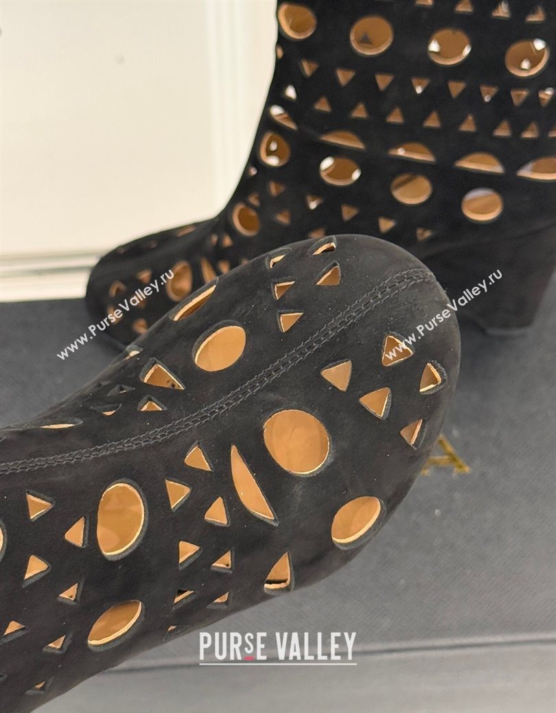 Alaia Openwork Suede Wedge Ankle Boots Black 2025 AL102906 (KL-251029124)