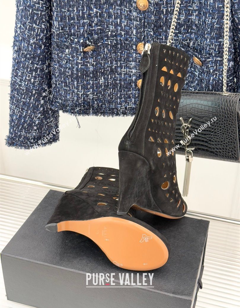 Alaia Openwork Suede Wedge Ankle Boots Black 2025 AL102906 (KL-251029124)