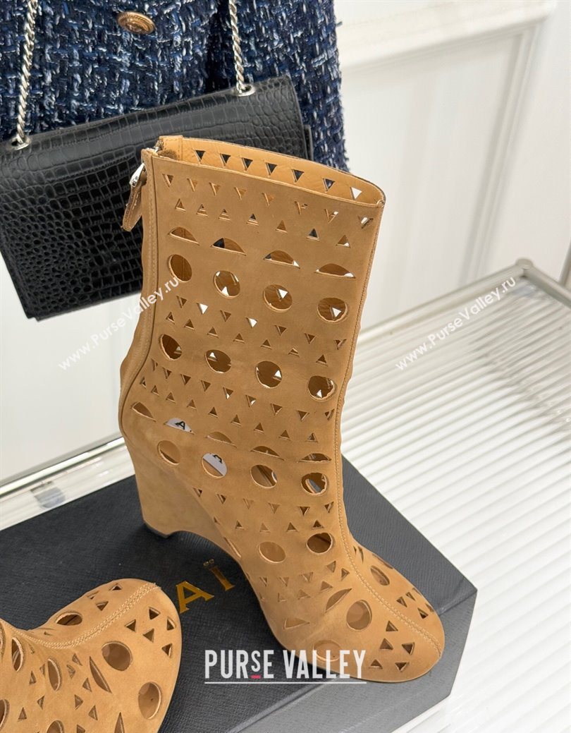 Alaia Openwork Suede Wedge Ankle Boots Yellow 2025 AL102906 (KL-251029125)
