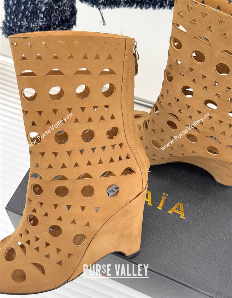 Alaia Openwork Suede Wedge Ankle Boots Yellow 2025 AL102906 (KL-251029125)