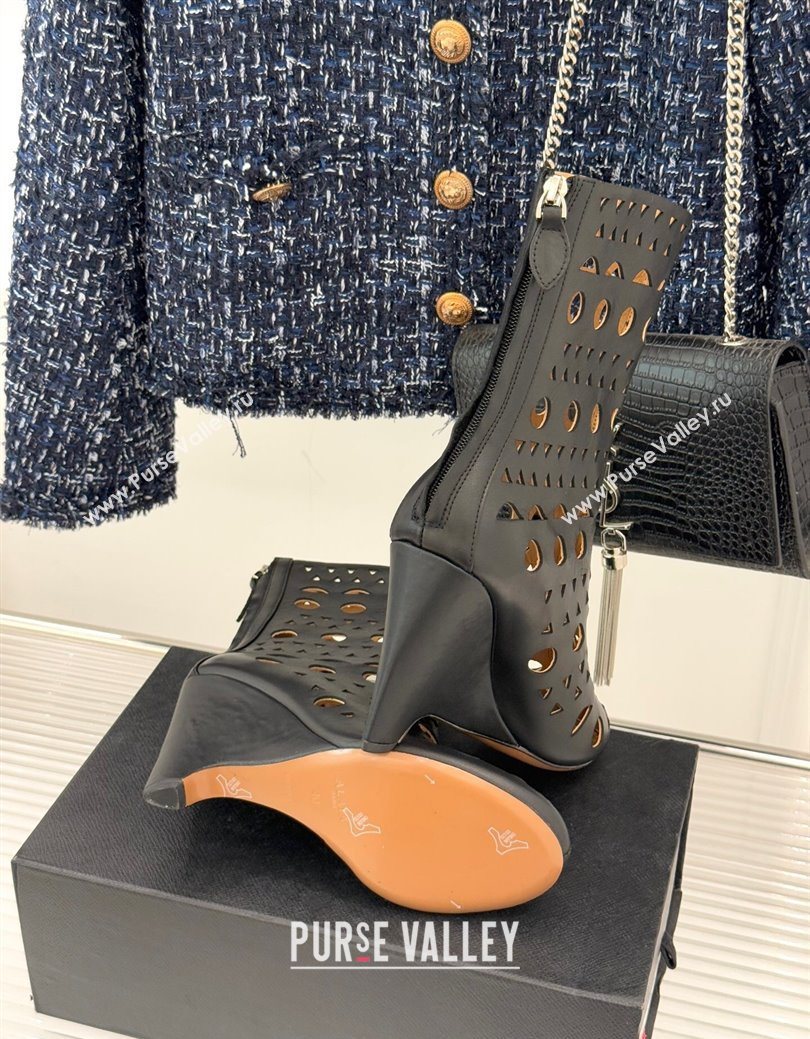 Alaia Openwork Calf Leather Wedge Ankle Boots Black 2025 AL102906 (KL-251029126)