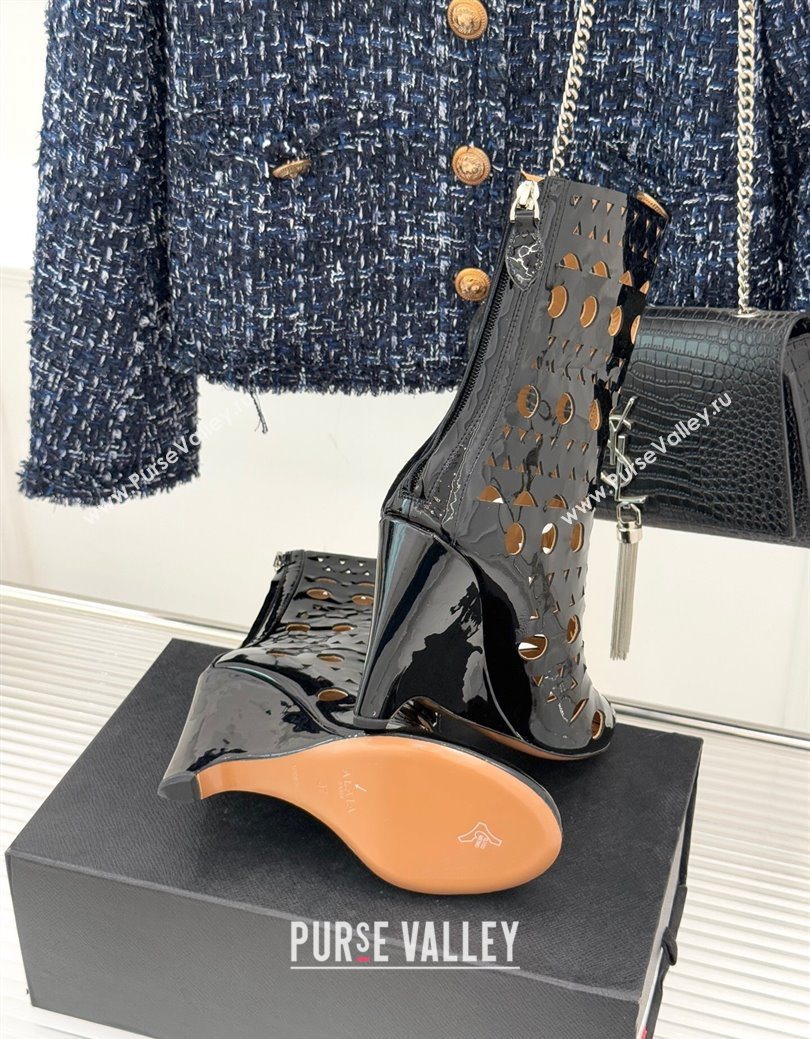 Alaia Openwork Pendant Leather Wedge Ankle Boots Black 2025 AL102906 (KL-251029127)
