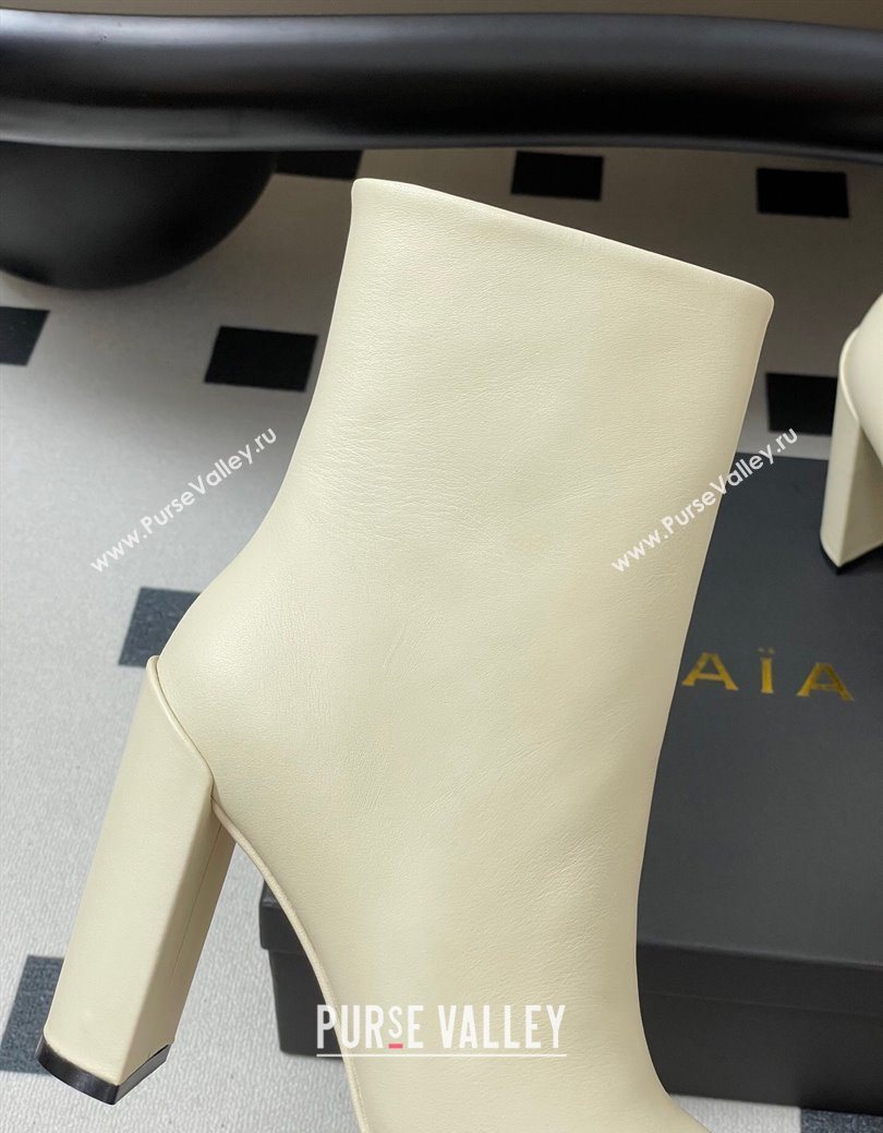 Alaia Square Heel Ankle Boots 10cm in Calf Leather White 2025 AL102904 (MD-251029119)
