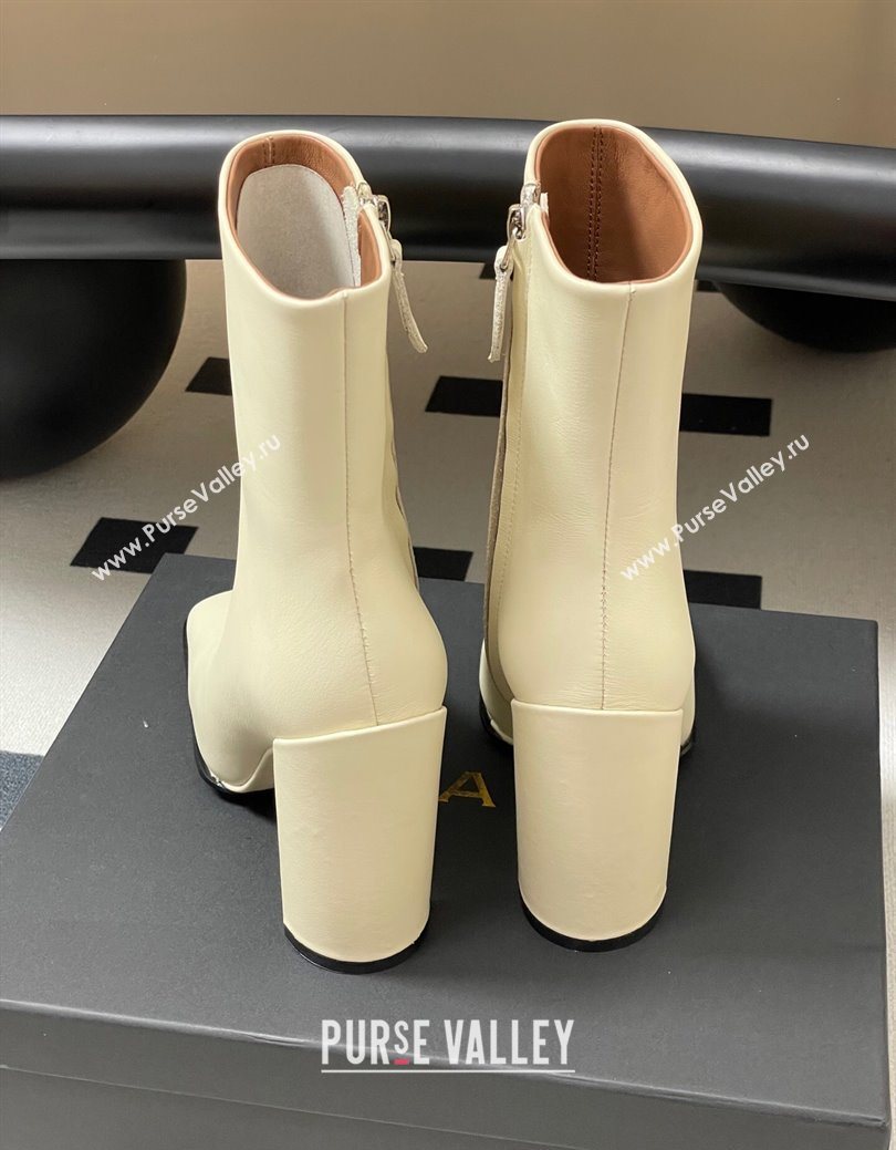 Alaia Square Heel Ankle Boots 10cm in Calf Leather White 2025 AL102904 (MD-251029119)