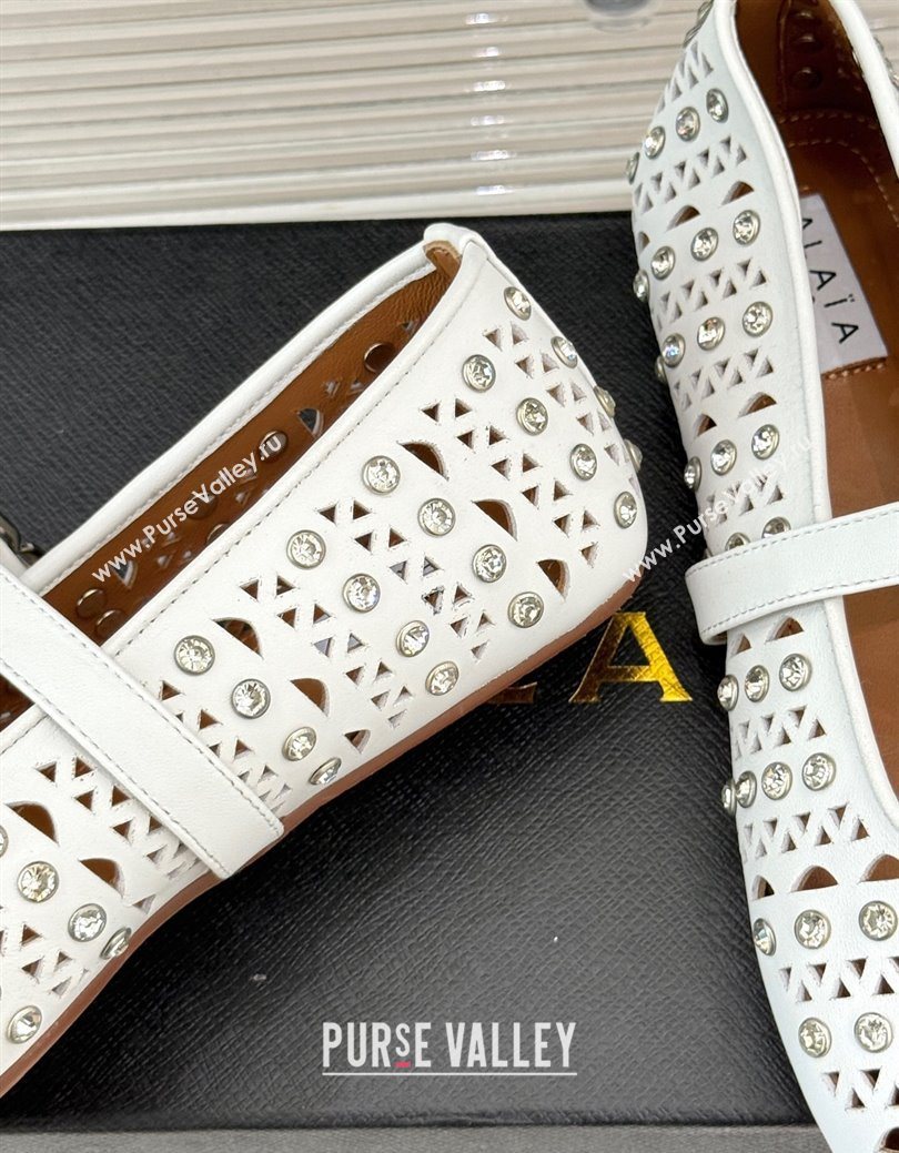 Alaia Ballet Flats in Openwork Leather with Eyelet with Strass White 2025 AL102910 (MD-251029141)