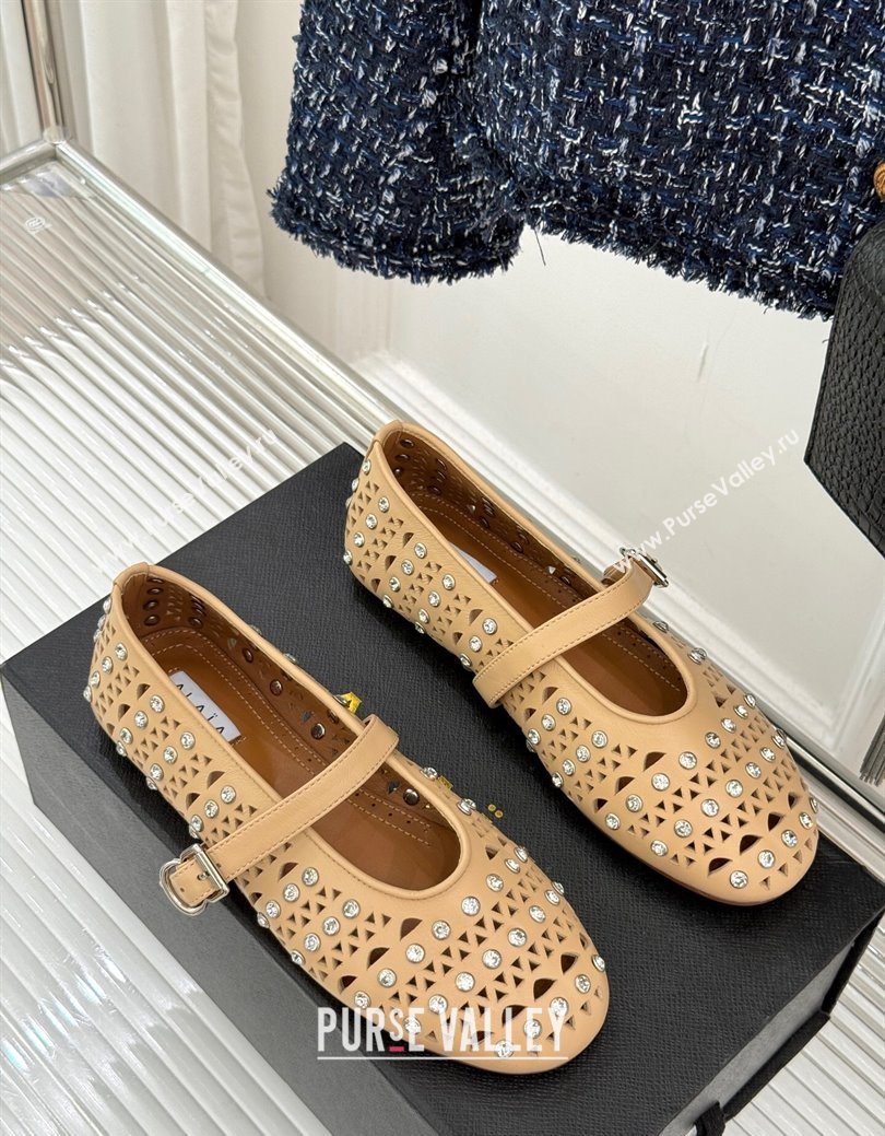 Alaia Ballet Flats in Openwork Leather with Eyelet with Strass Apricot 2025 AL102910 (MD-251029142)