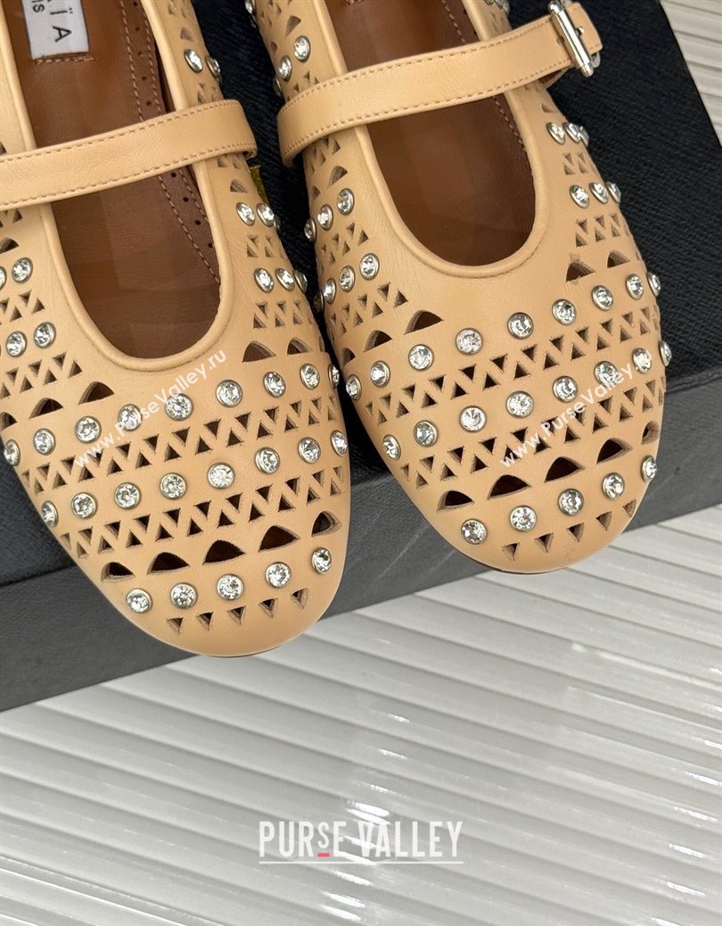 Alaia Ballet Flats in Openwork Leather with Eyelet with Strass Apricot 2025 AL102910 (MD-251029142)