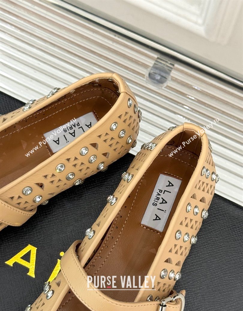 Alaia Ballet Flats in Openwork Leather with Eyelet with Strass Apricot 2025 AL102910 (MD-251029142)
