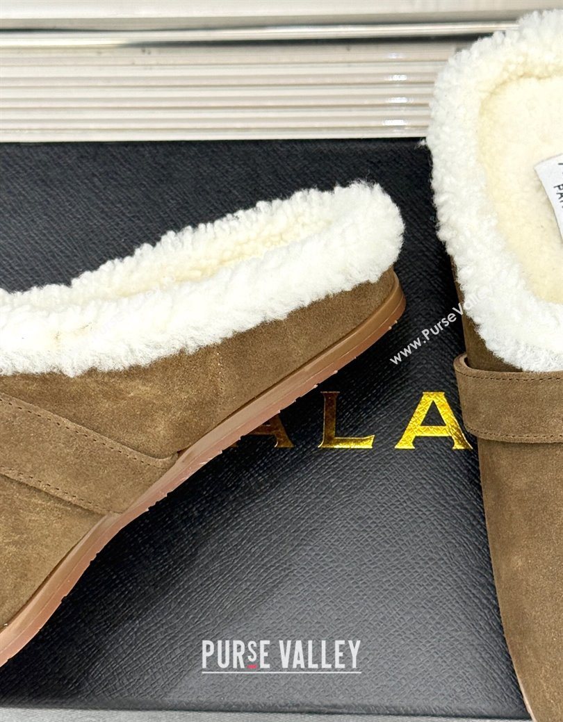 Alaia Suede and Wool Flat Mules with Buckle Taupe 2025 AL102912 (MD-251029157)