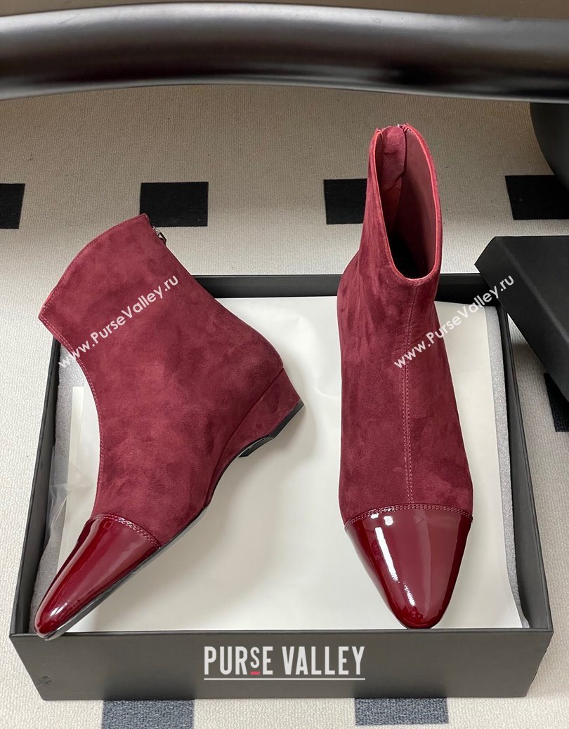 Alaia Suede and Patent Leather Ankle Boots Burgundy 2025 AL102902 (MD-251029111)