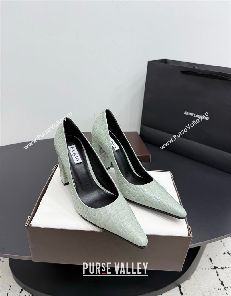 Alaia Pointy Toe Pumps 9cm with Block Heel in Crocodile Embossed Leather Light Green 2025 (KER-251029105)