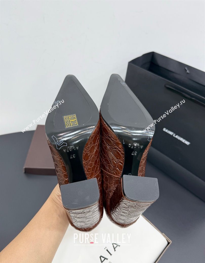 Alaia Pointy Toe Pumps 9cm with Block Heel in Crocodile Embossed Leather Dark Brown 2025 (KER-251029107)