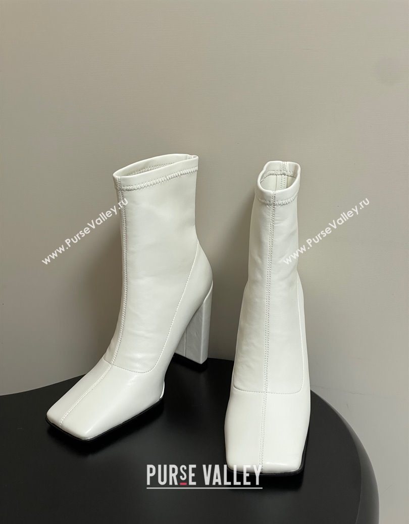 Alaia Square Heel Ankle Boots 10cm in Calf Leather White 2025 AL102905 (MD-251029122)
