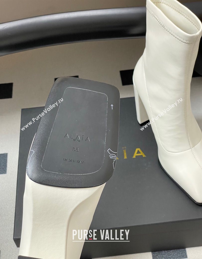 Alaia Square Heel Ankle Boots 10cm in Calf Leather White 2025 AL102905 (MD-251029122)