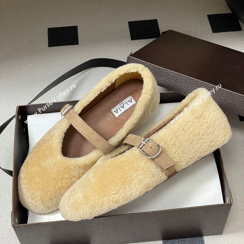 Alaia Ballet Flats in Shearling Wool Beige 2025 AL102911 (MD-251029148)