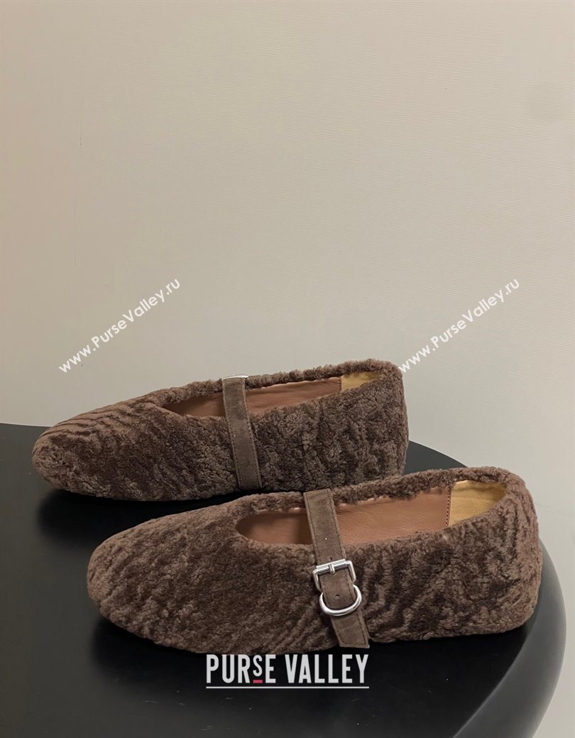 Alaia Ballet Flats in Shearling Wool Chocolate 2025 AL102911 (MD-251029150)