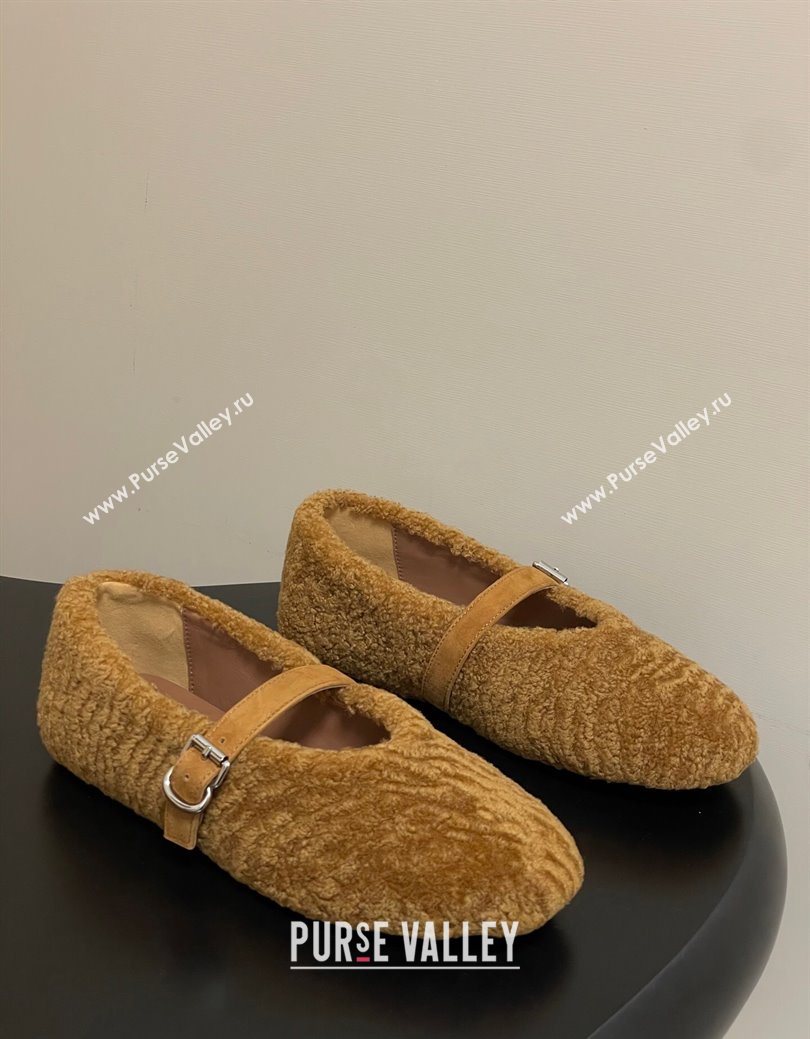 Alaia Ballet Flats in Shearling Wool Yellow 2025 AL102911 (MD-251029151)