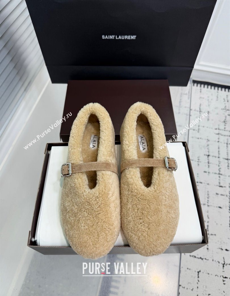 Alaia Ballet Flats in Shearling Wool Beige 2025 AL120901 (KER-251209002)