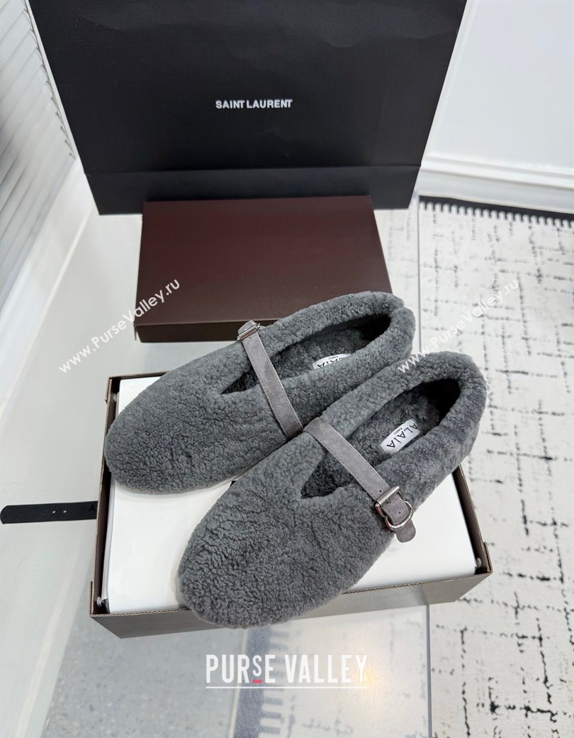 Alaia Ballet Flats in Shearling Wool Grey 2025 AL120901 (KER-251209007)