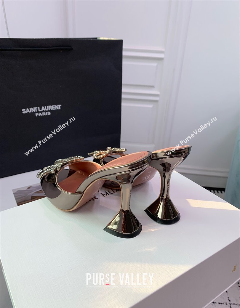 Amina Muaddi Rosie Strass-Embellished Bow Slides Sandal 9.5cm in Metallic Calfskin Brass 2025 0219 (KER-250219043)