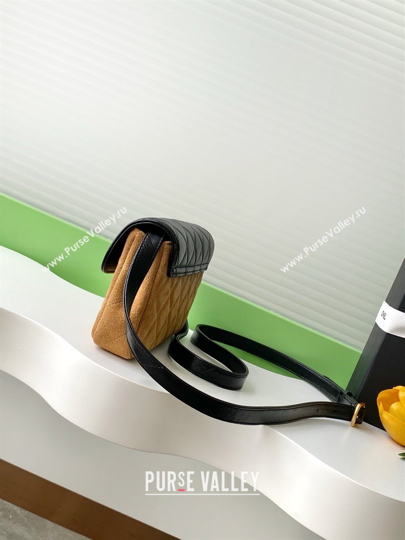 Chanel Suede Lambskin Phone Holder with Strap Beige/Black 2025 AP4677 (yezi-250703052)