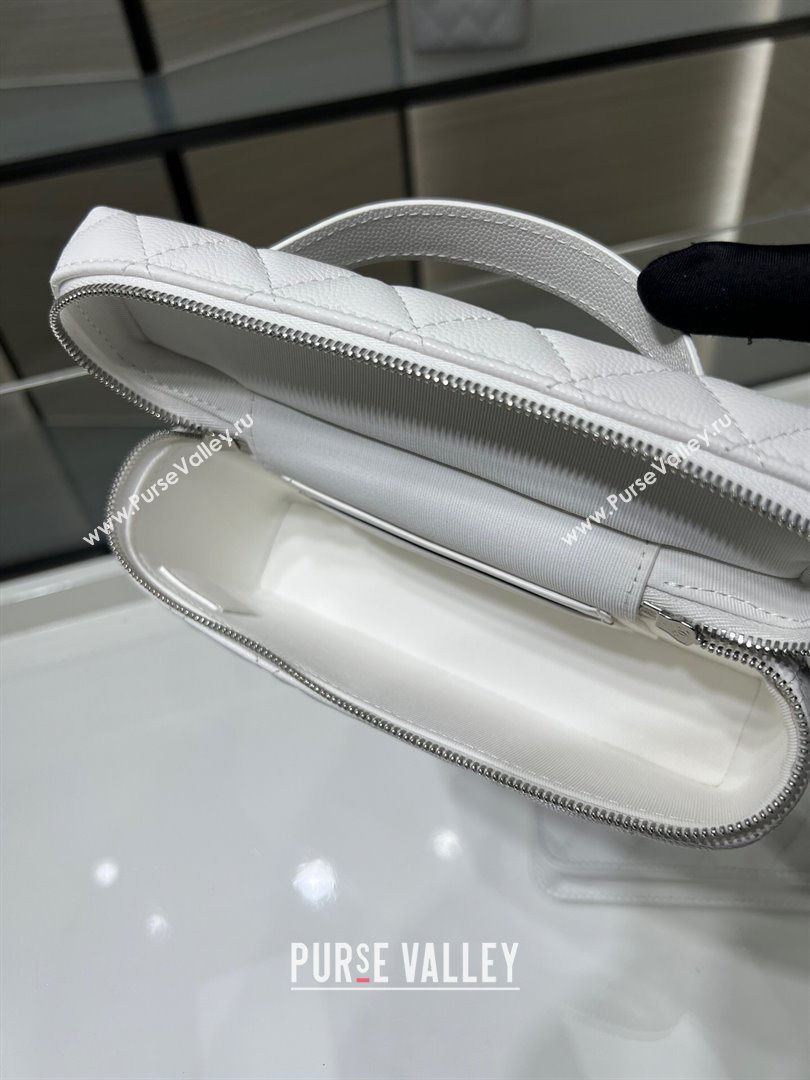 Chanel Shiny Grained Calfskin Vanity with Chain and Star White 2025 AP4854 (yezi-250813039)