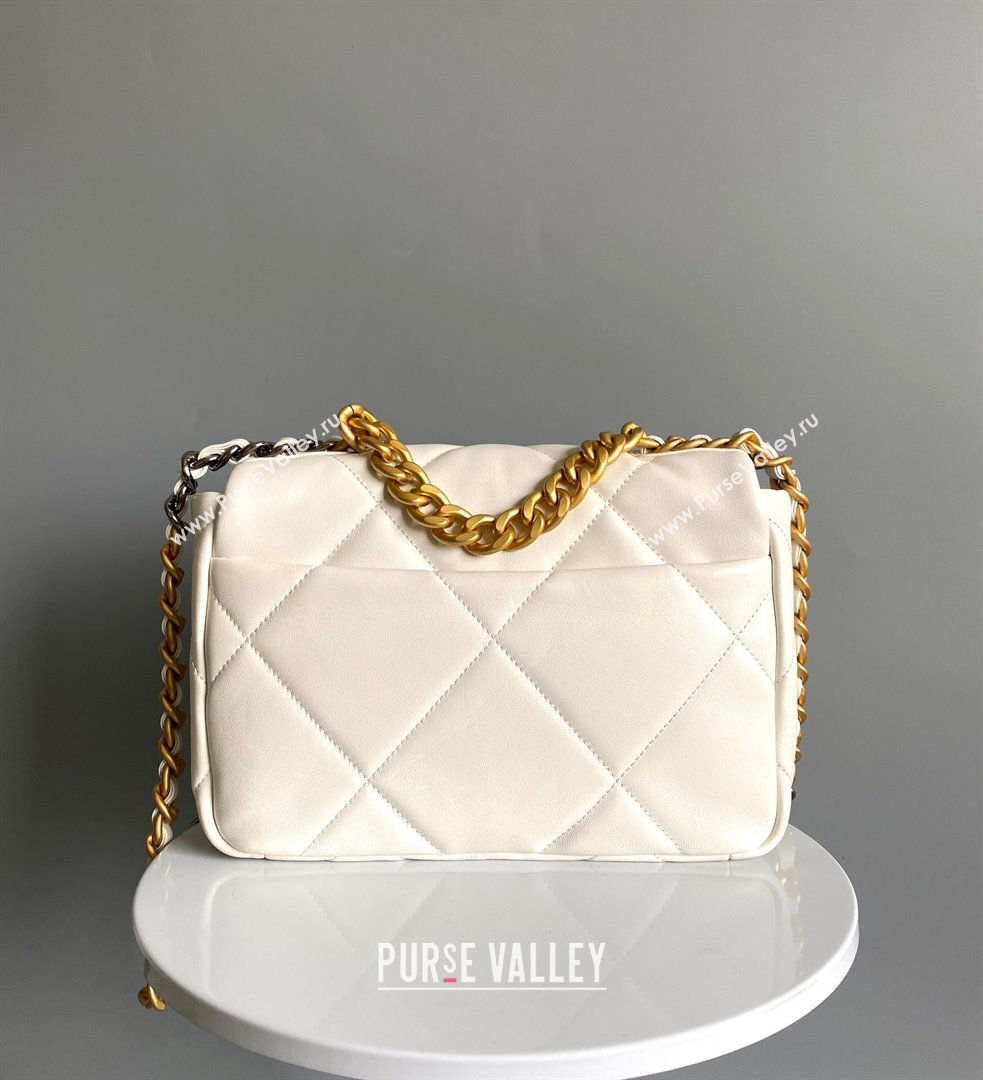 Chanel 19 Shiny Lambskin Small Flap Bag AS1160 White 2025 0813 (YD-250813047)