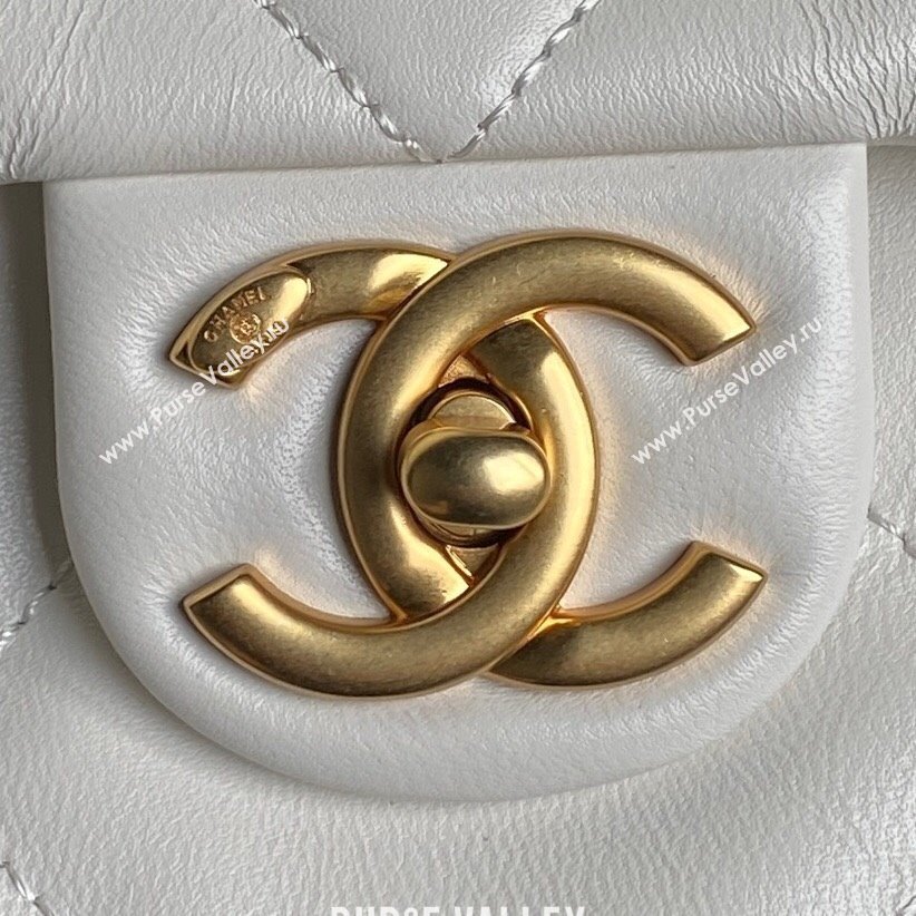 Chanel Shiny Lambskin Shopping Bag AS5315 White 2025 (xiang-250213036)