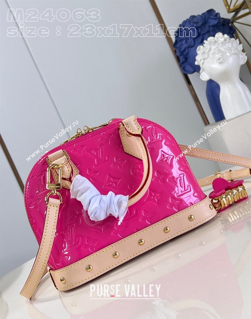 Louis Vuitton Alma BB Bag in Monogram Vernis Leather M90611 Neon Pink 2024 New LV Remix (KI-240221064)