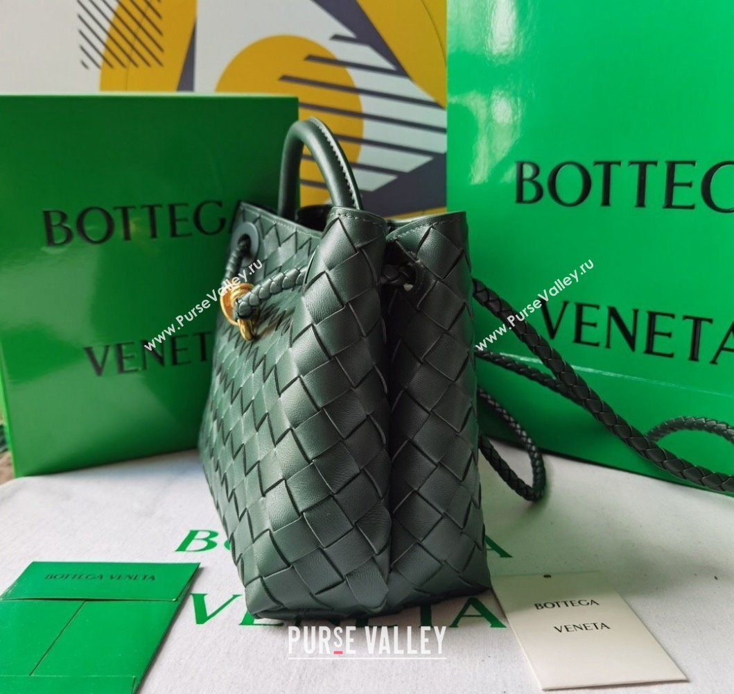 Bottega Veneta Small Andiamo Top Handle Bag in Intrecciato Leather Raintree Green 2025 743568 (WT-250205017)
