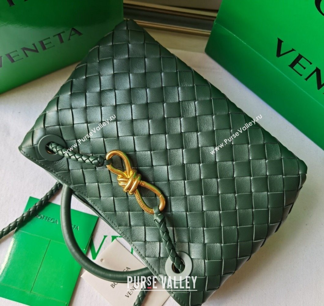 Bottega Veneta Small Andiamo Top Handle Bag in Intrecciato Leather Raintree Green 2025 743568 (WT-250205017)