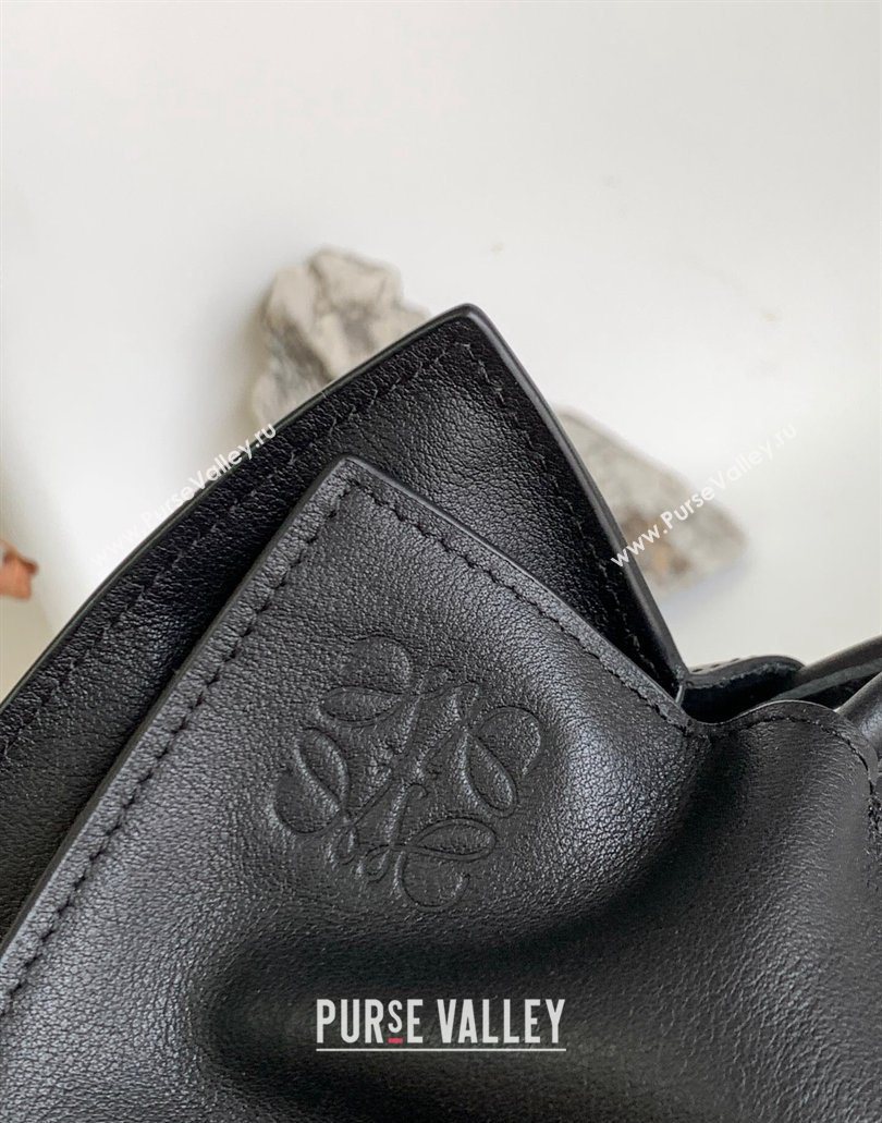 Loewe Flamenco Medium Clutch Bag in Nappa Calfskin Leather Black 2025 10856 (Ys-260121069)