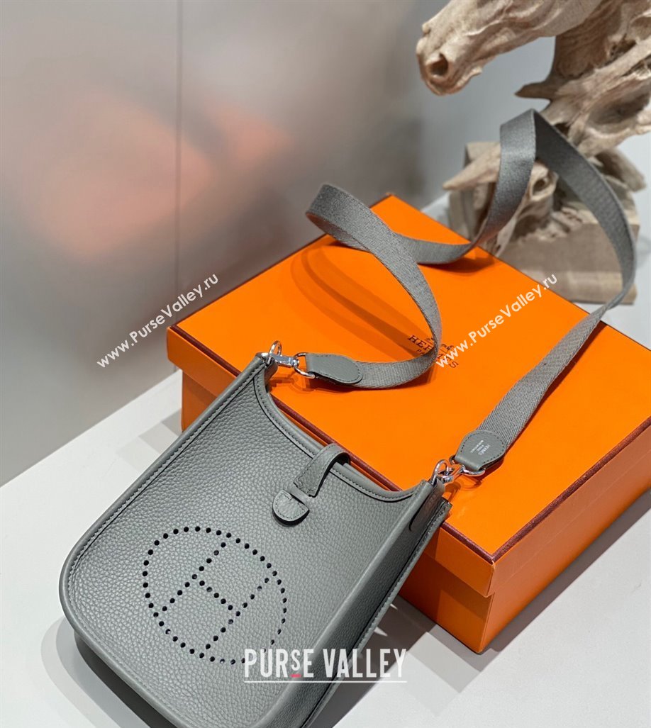 Hermes Evelyne Mini Bag 18cm in Togo Calfskin Cloud Grey 2025 0118 (FL-250118032)