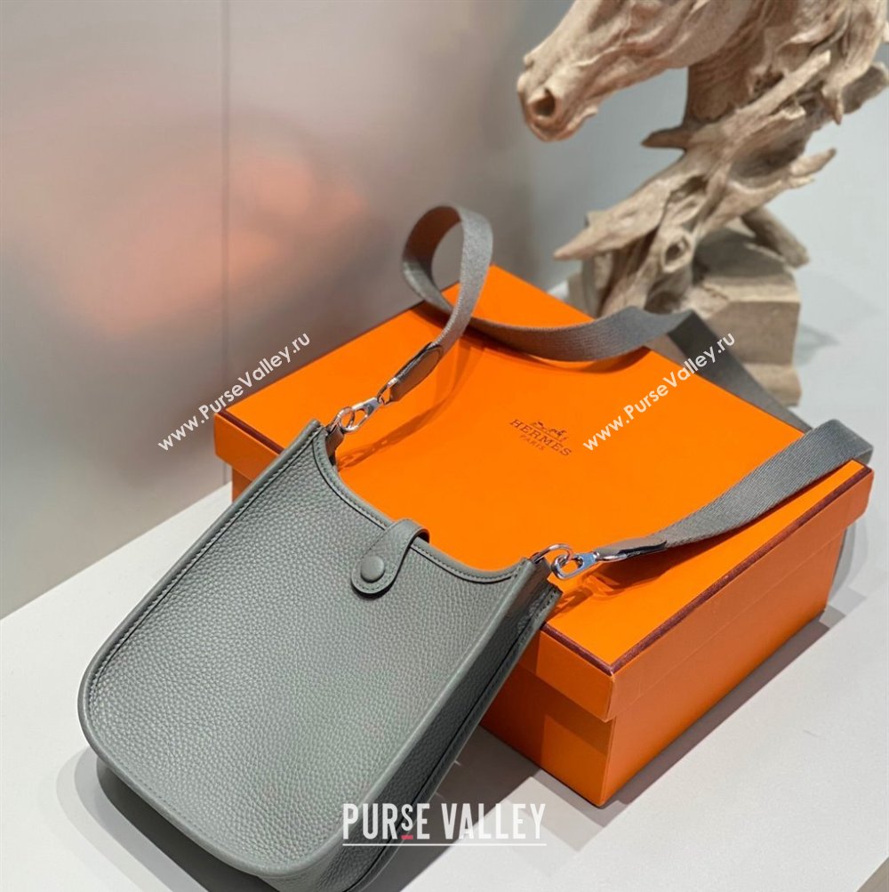 Hermes Evelyne Mini Bag 18cm in Togo Calfskin Cloud Grey 2025 0118 (FL-250118032)