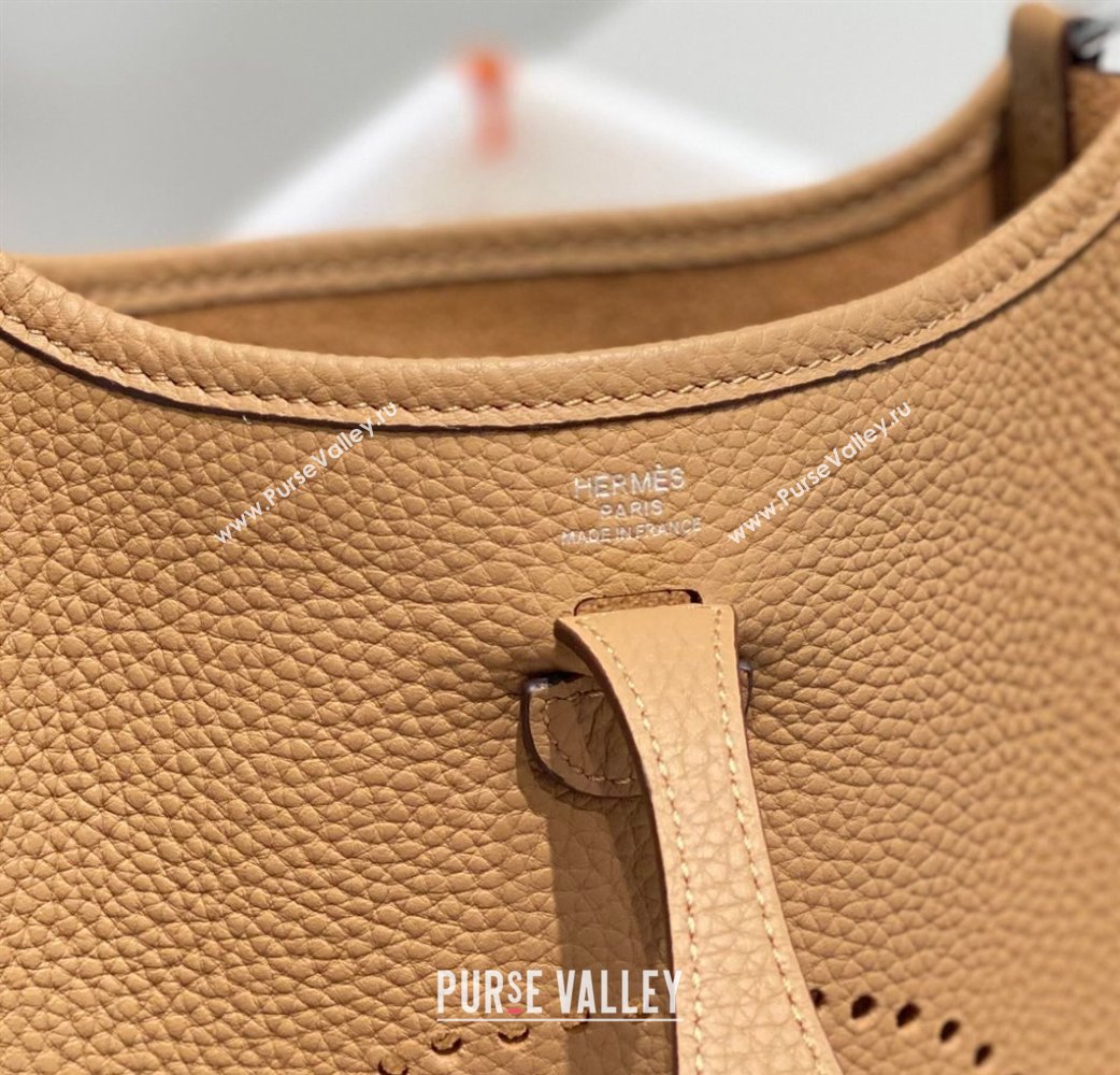 Hermes Evelyne Mini Bag 18cm in Togo Calfskin Milky Tea 2025 0118 (FL-250118031)