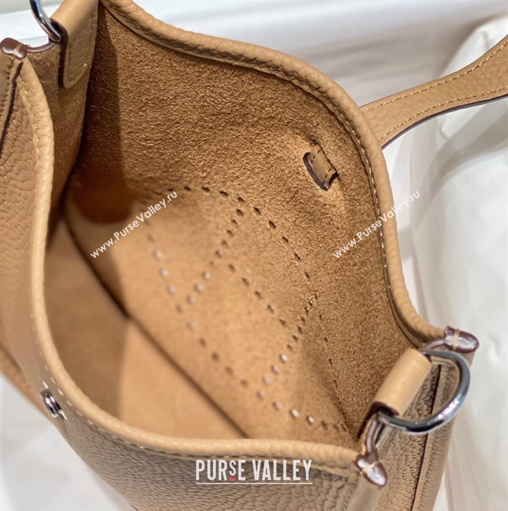 Hermes Evelyne Mini Bag 18cm in Togo Calfskin Milky Tea 2025 0118 (FL-250118031)