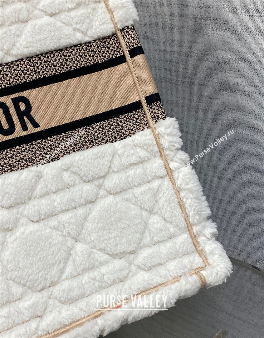 Dior Large Book Tote Bag in Ice White Cannage Shearling 2023 (XXG-230908049)
