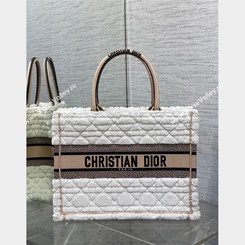 Dior Medium Book Tote Bag in Ice White Cannage Shearling 2023 (XXG-230908050)