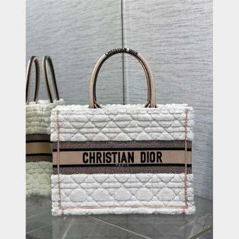 Dior Medium Book Tote Bag in Ice White Cannage Shearling 2023 (XXG-230908050)