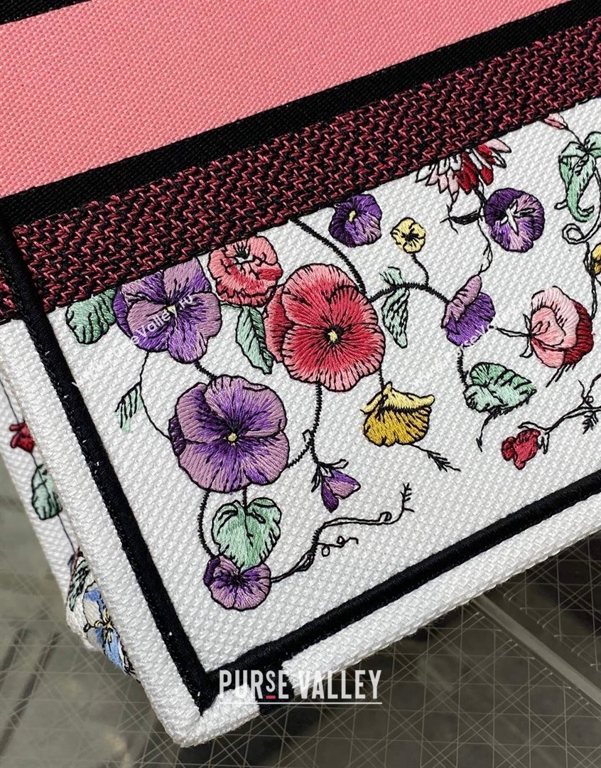 Dior Medium Book Tote Bag in White and Pink Florilegio Embroidery 2023 (BF-230908044)
