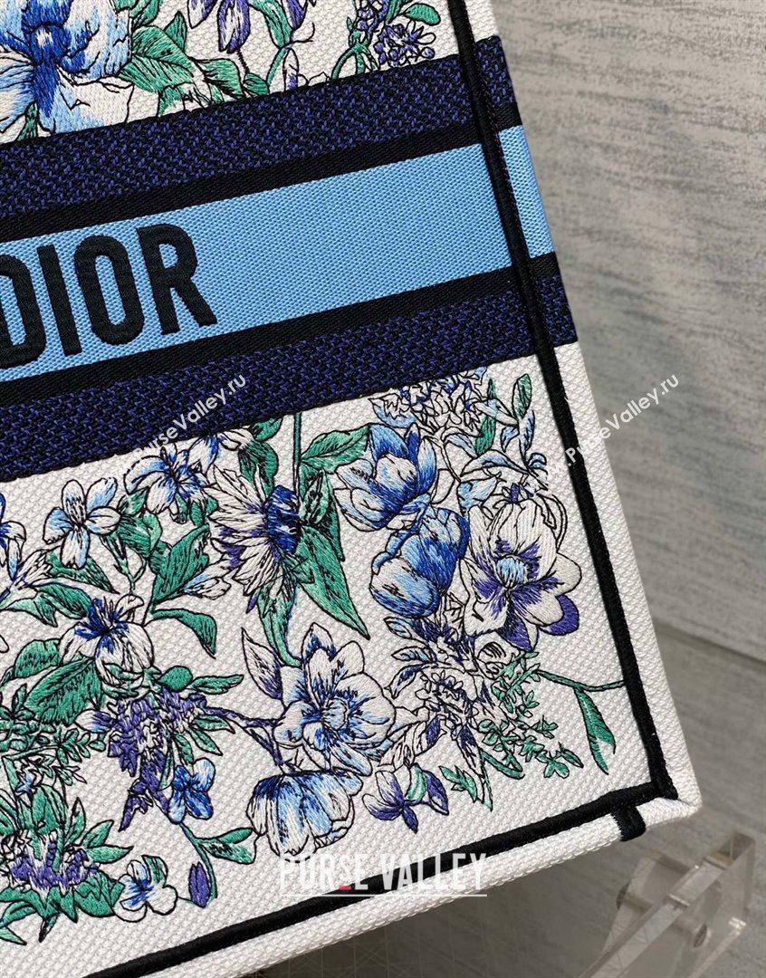 Dior Large Book Tote Bag in White and Blue Flowers Constellation Embroidery 2023 (XXG-230908046)