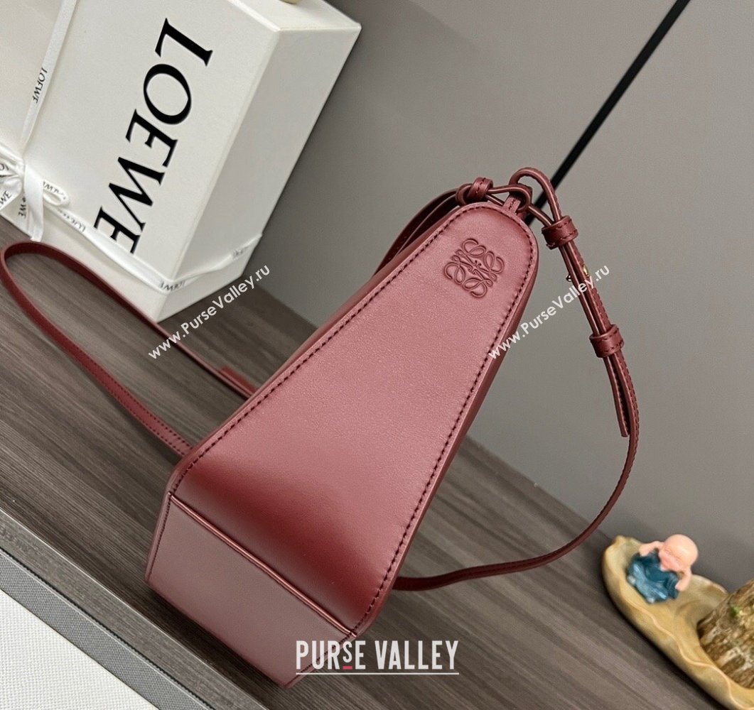 Loewe Mini Hammock Hobo bag in Classic Calfskin Burgundy 2023 262315 (Ys-230908093)