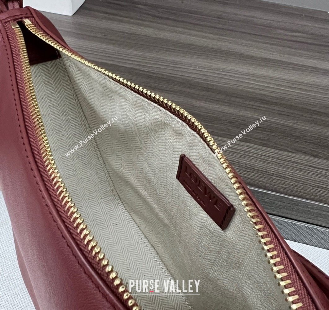 Loewe Mini Hammock Hobo bag in Classic Calfskin Burgundy 2023 262315 (Ys-230908093)