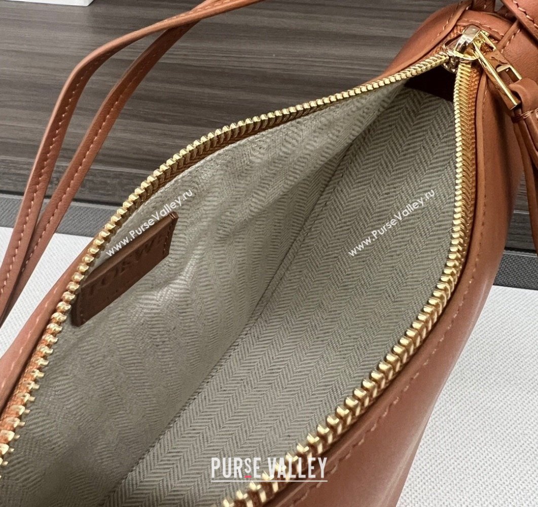 Loewe Mini Hammock Hobo bag in Classic Calfskin Brown 2023 262315 (Ys-230908096)