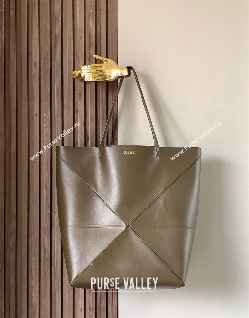 Loewe Large Puzzle Fold Tote in shiny calfskin Khaki Green 2023 9033 (Ys-230908117)