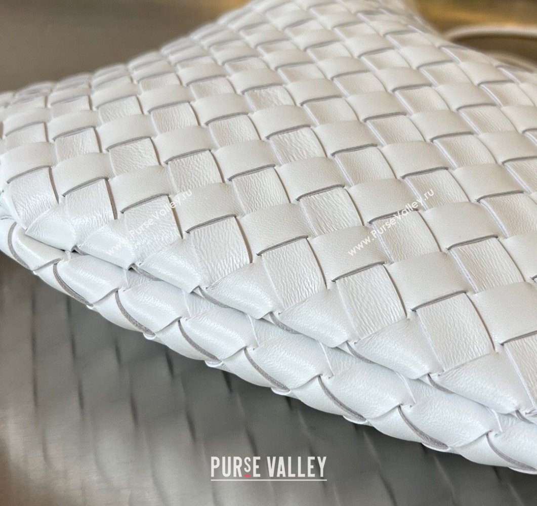 Bottega Veneta Medium Sardine Bag in Intrecciato Leather White 2023 754988 (WT-230908135)